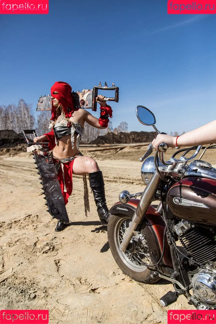 Majorkill's Warhammer 40k Cosplay Onlyfans Photo Gallery 