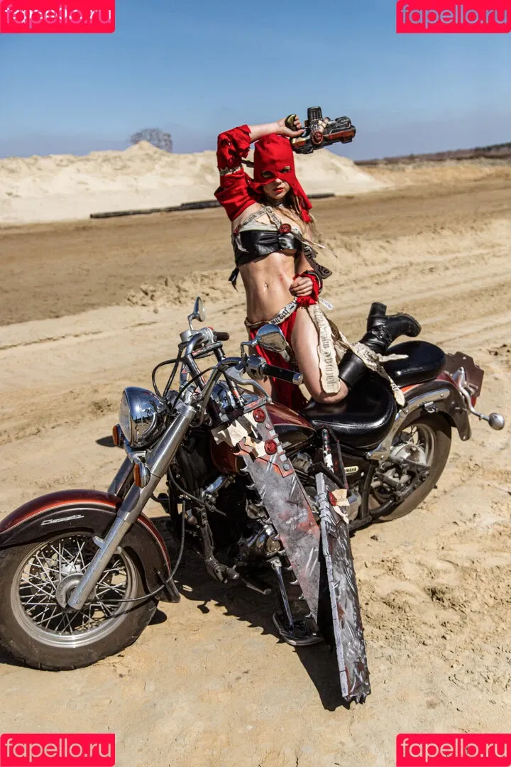 Majorkill's Warhammer 40k Cosplay Onlyfans Photo Gallery 