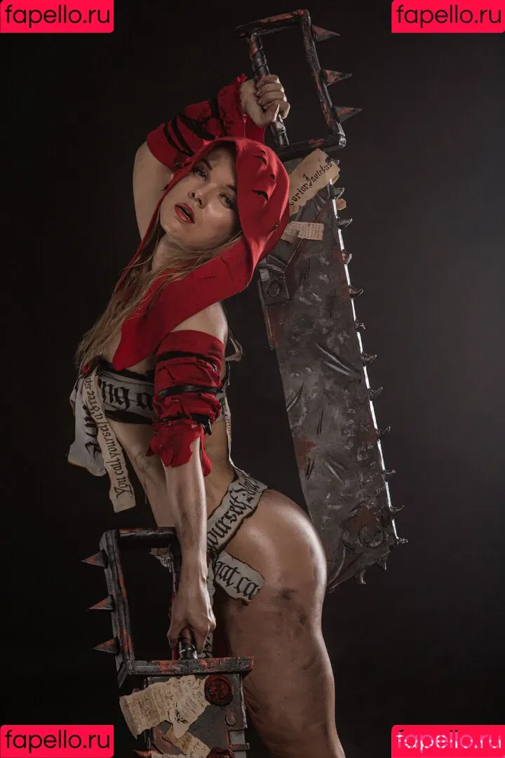 Majorkill's Warhammer 40k Cosplay Onlyfans Photo Gallery 
