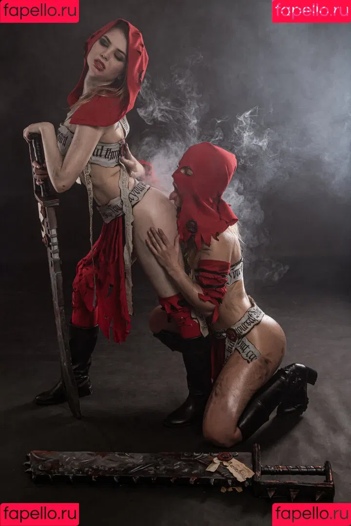Majorkill's Warhammer 40k Cosplay Onlyfans Photo Gallery 