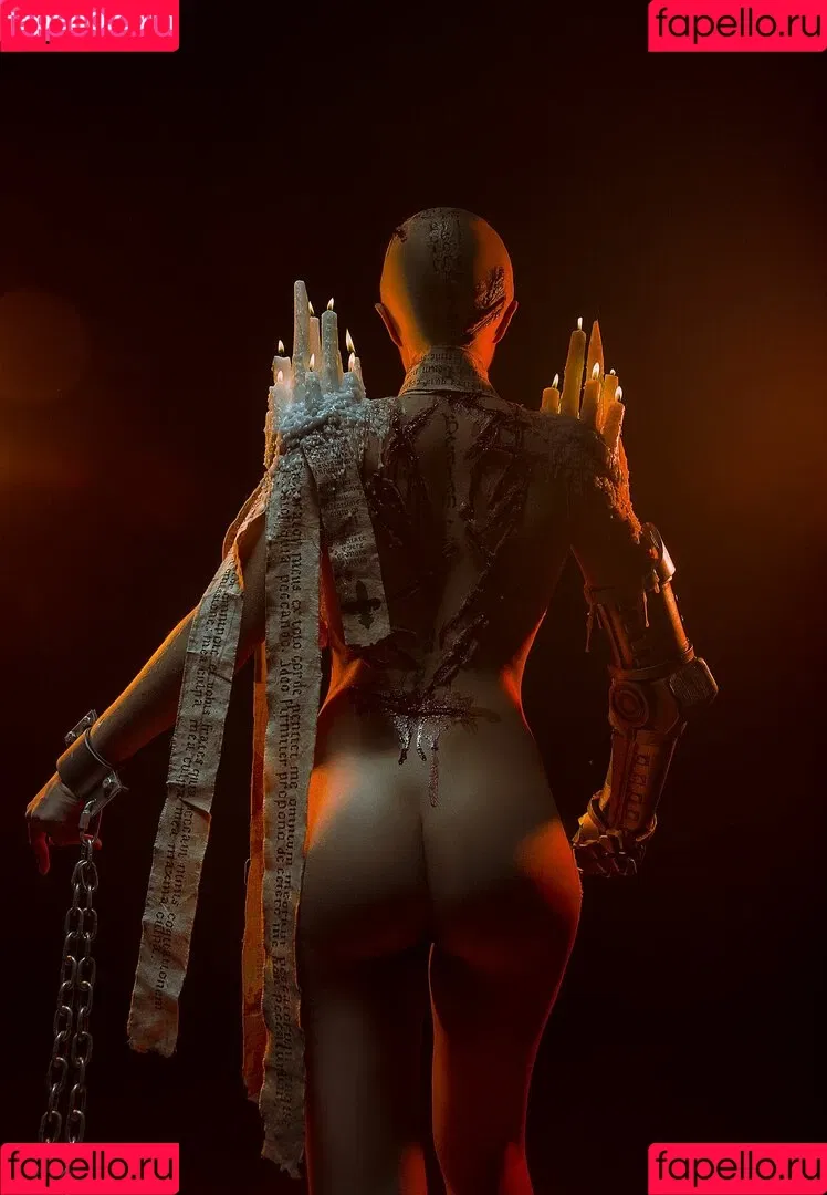 Majorkill's Warhammer 40k Cosplay Onlyfans Photo Gallery 