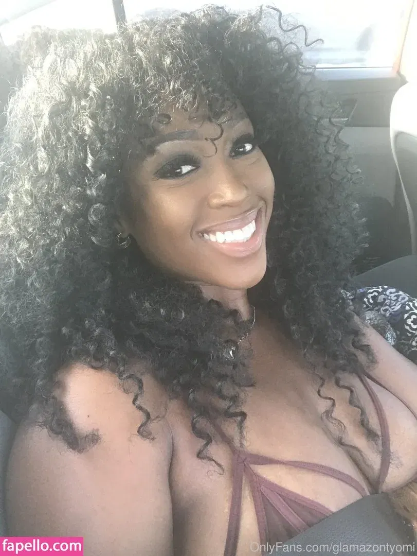 Glamazontyomi Onlyfans Photo Gallery 