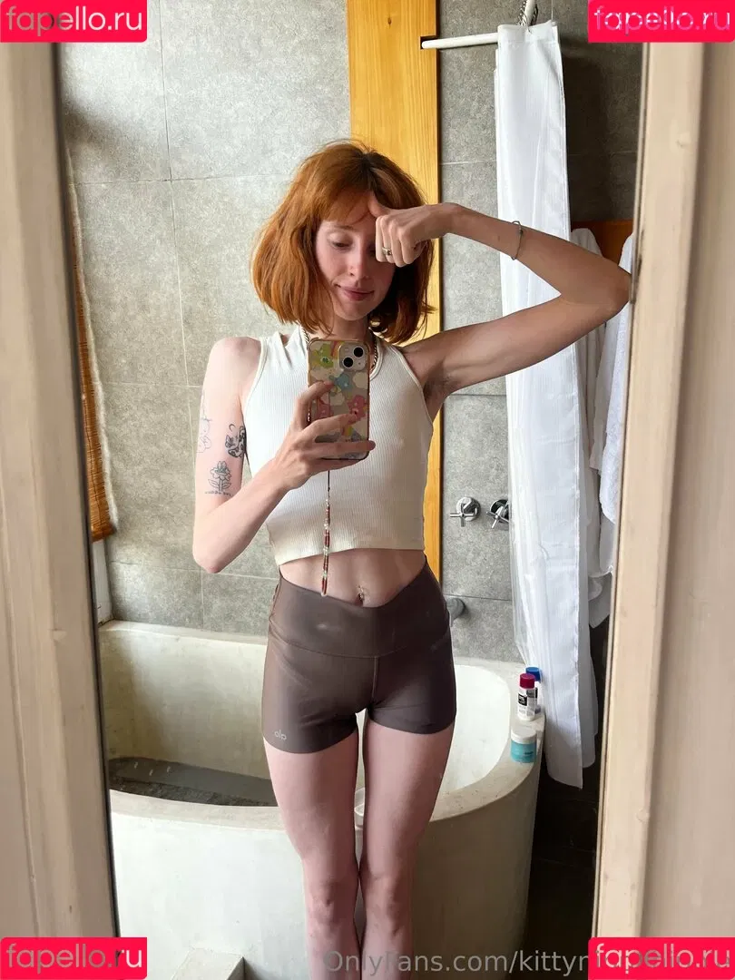 kittynippyhippie Onlyfans Photo Gallery 