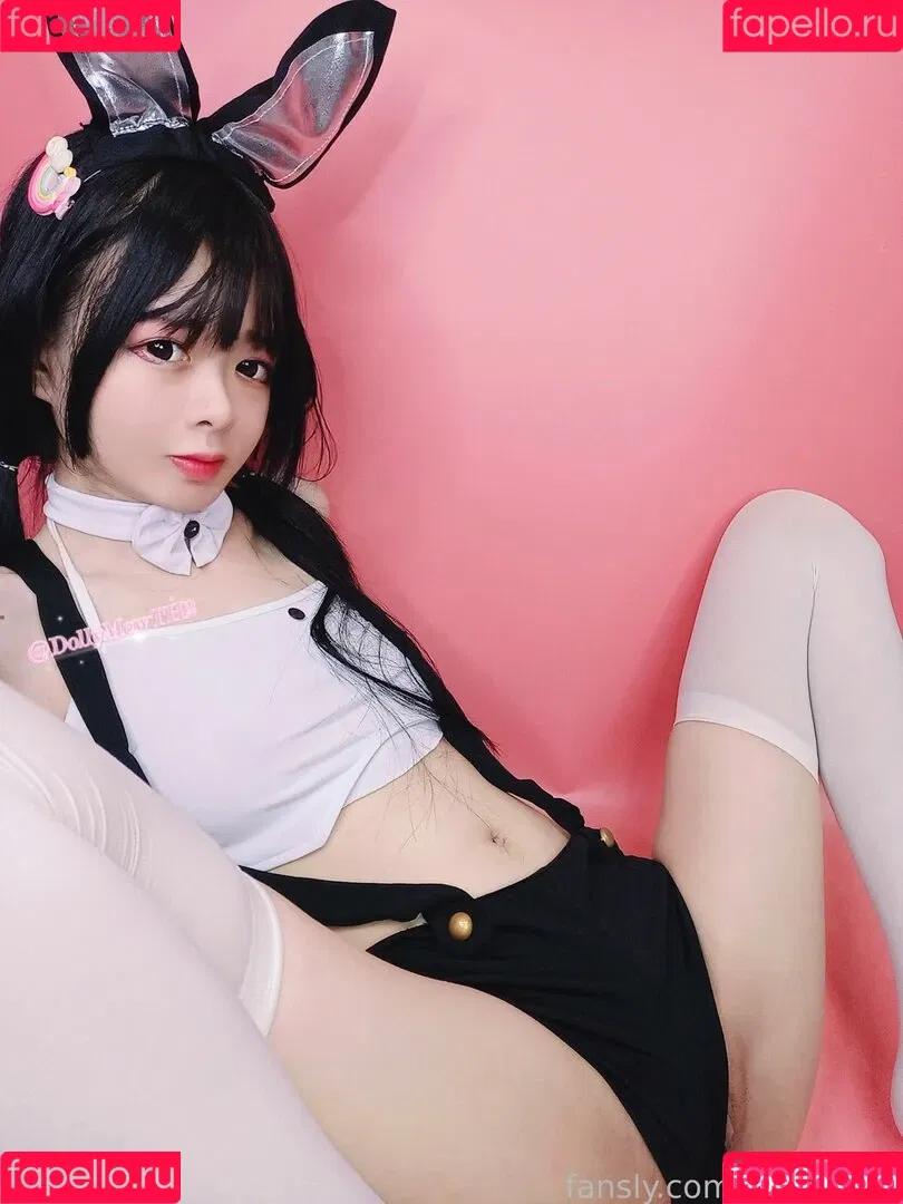 DollyMew Onlyfans Photo Gallery 
