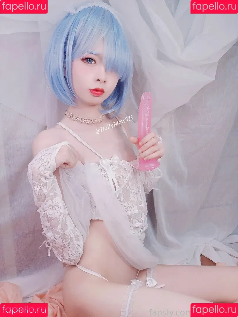 DollyMew Onlyfans Photo Gallery 