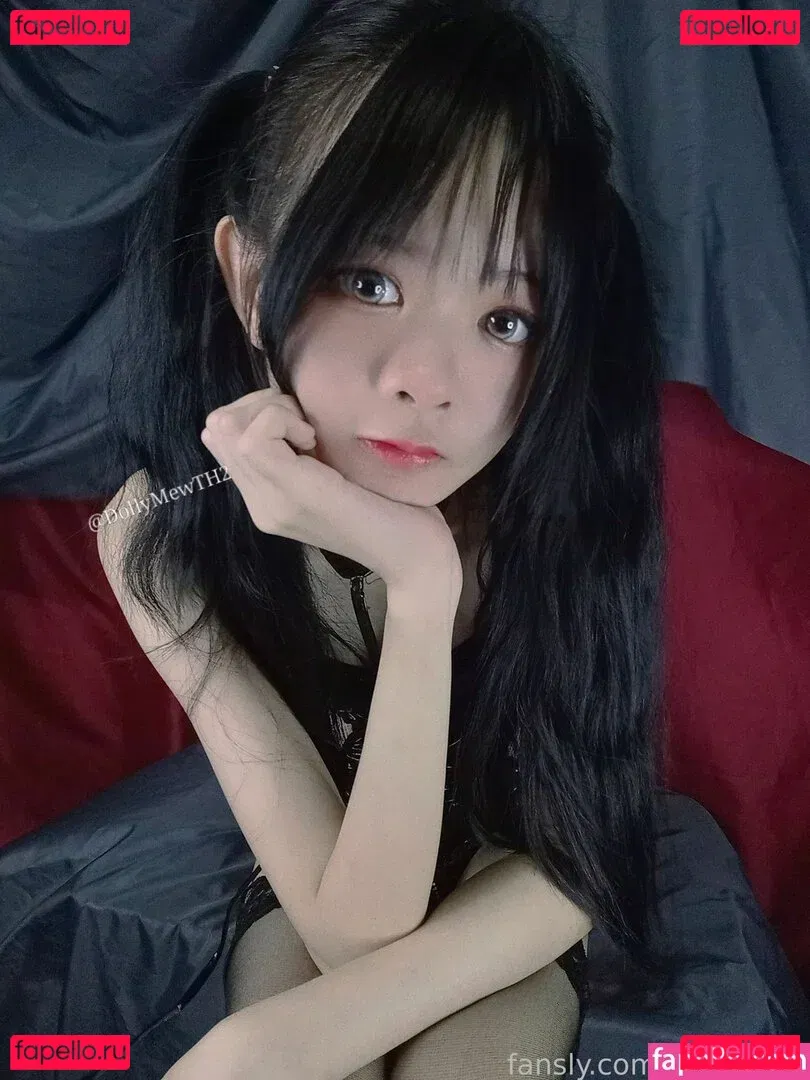DollyMew Onlyfans Photo Gallery 