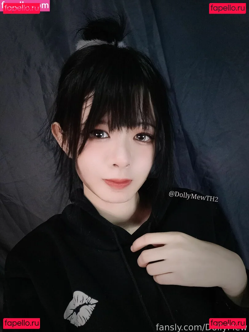 DollyMew Onlyfans Photo Gallery 