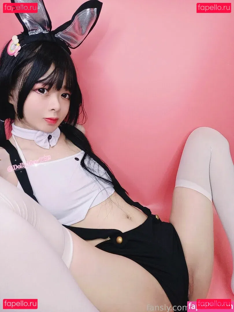 DollyMew Onlyfans Photo Gallery 