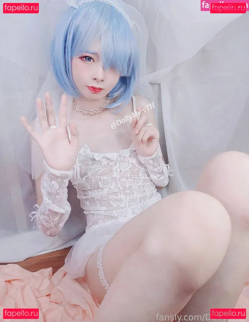 DollyMew Onlyfans Photo Gallery 