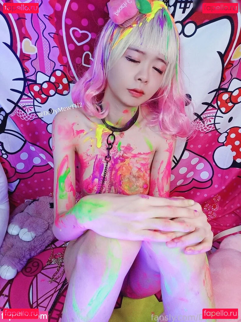 DollyMew Onlyfans Photo Gallery 
