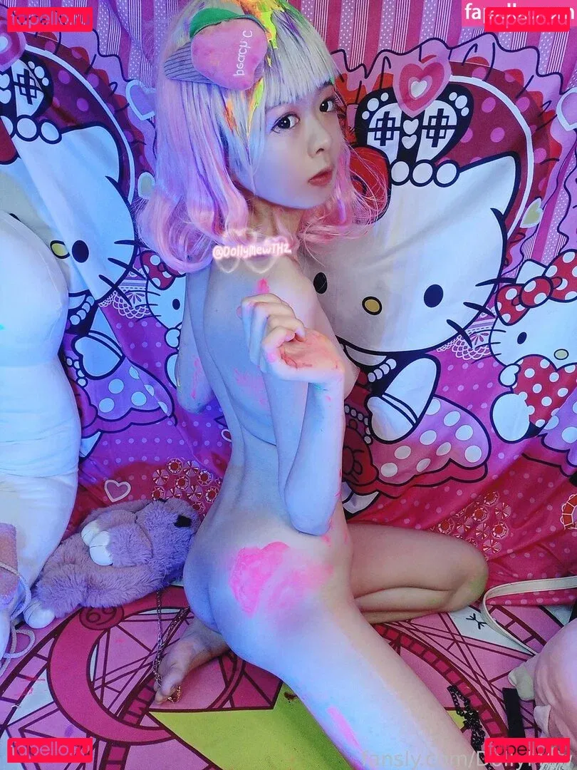 DollyMew Onlyfans Photo Gallery 