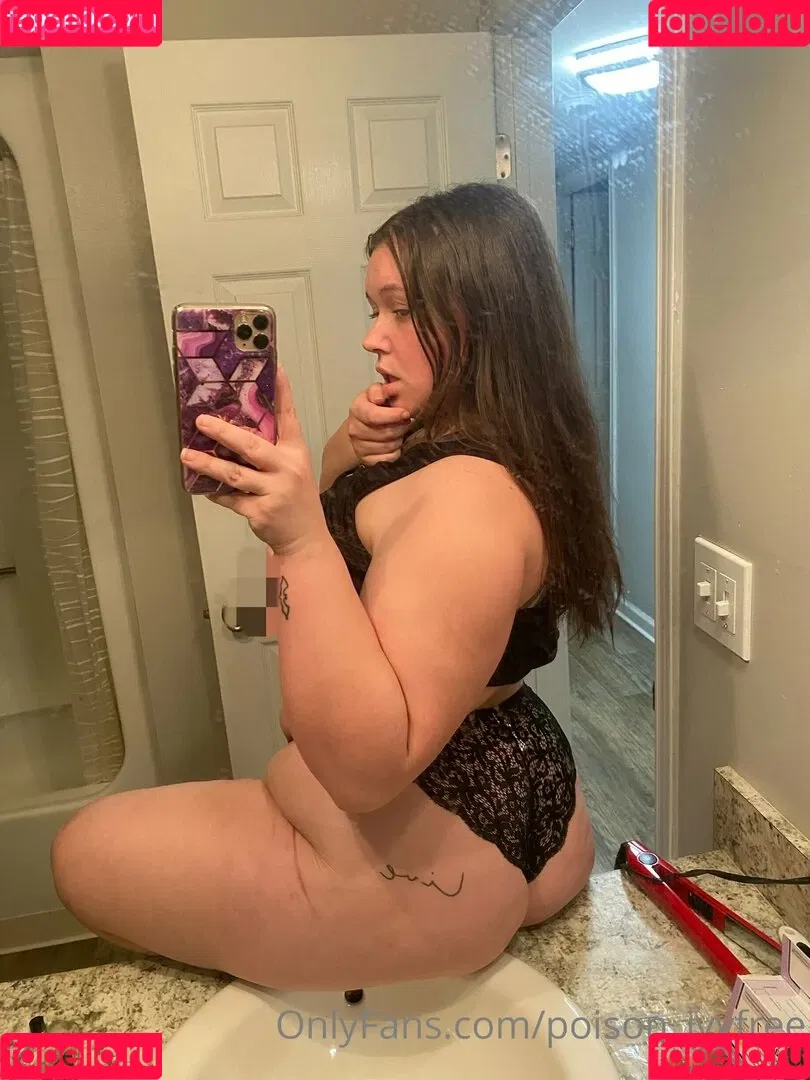 poison_ivyfree Onlyfans Photo Gallery 