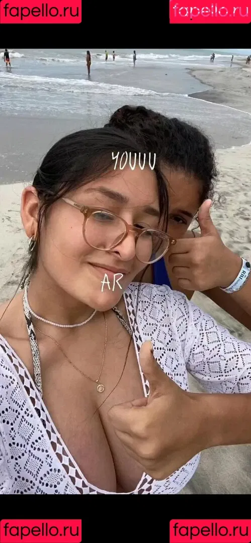 Itzel Lozano Onlyfans Photo Gallery 