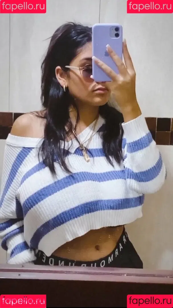 Itzel Lozano Onlyfans Photo Gallery 
