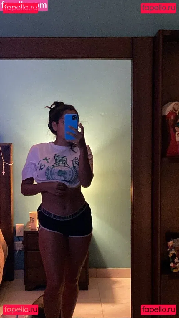 Itzel Lozano Onlyfans Photo Gallery 