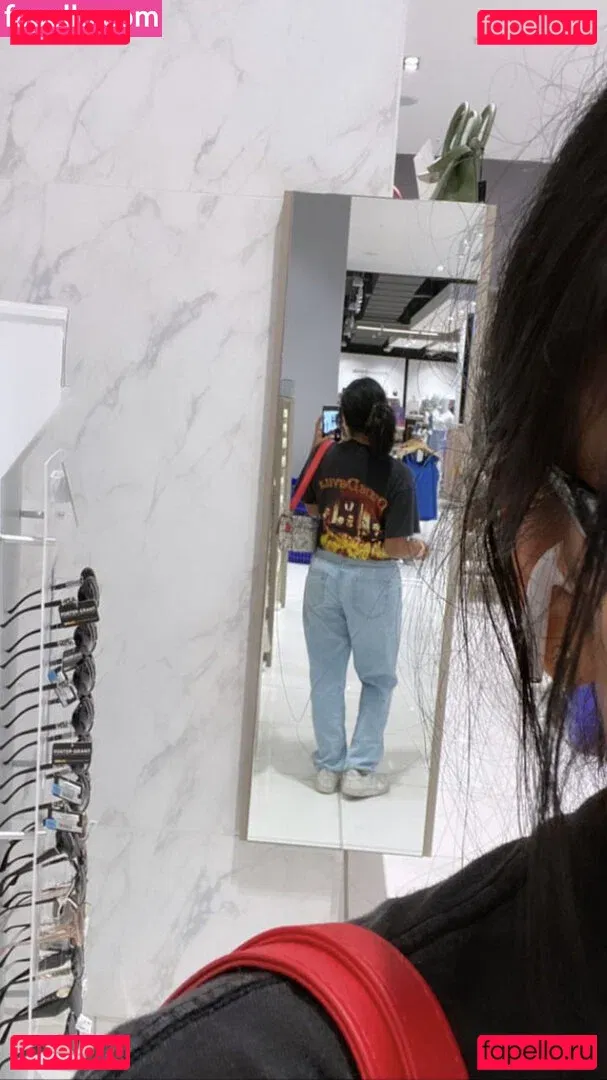 Itzel Lozano Onlyfans Photo Gallery 