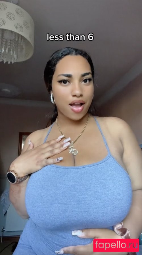 alicegomez.x Nude Onlyfans Photo 3