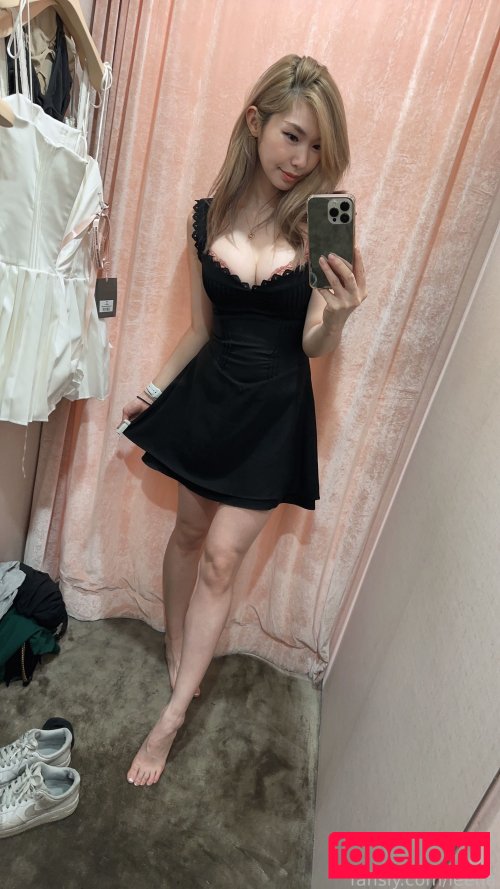 Leena Xu Nude Onlyfans Photo 19