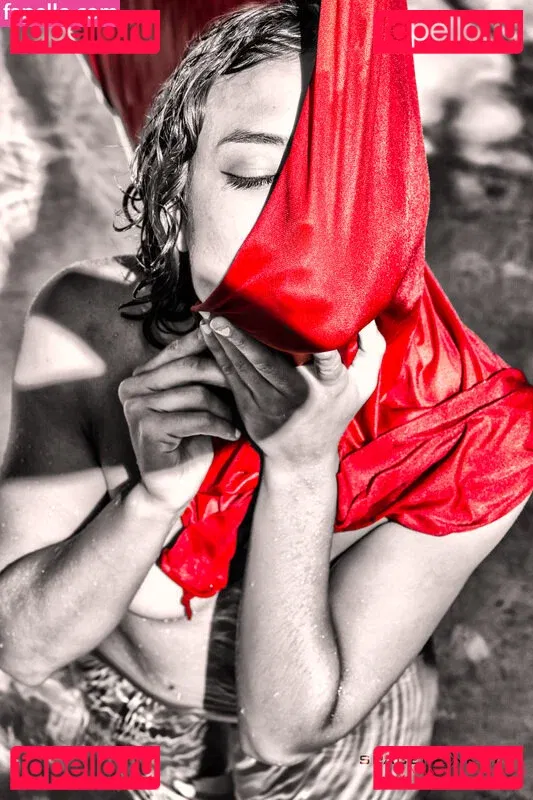 Dora Madison Burge Onlyfans Photo Gallery 