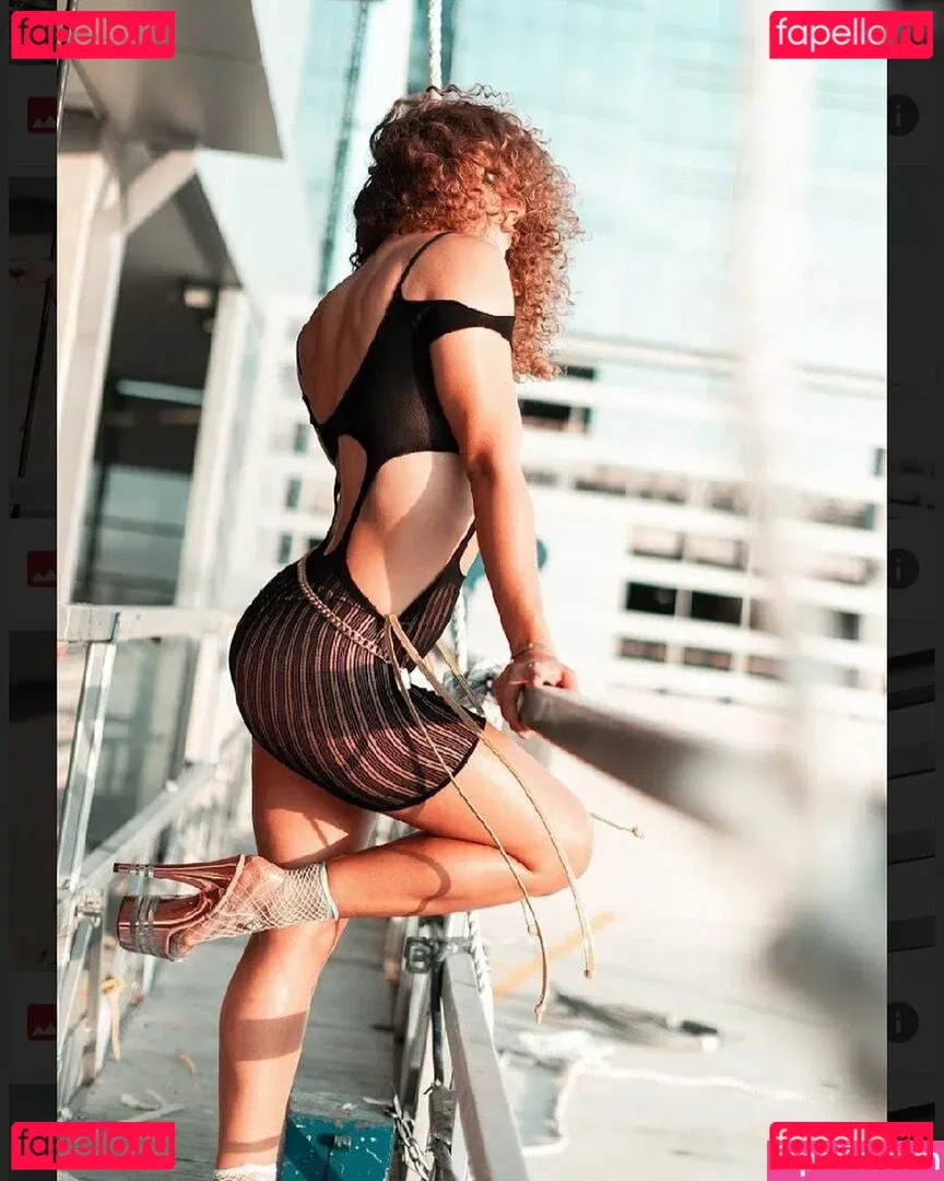 Dora Madison Burge Onlyfans Photo Gallery 