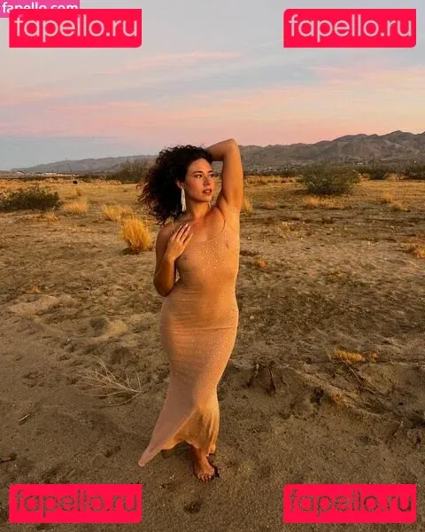 Dora Madison Burge Onlyfans Photo Gallery 