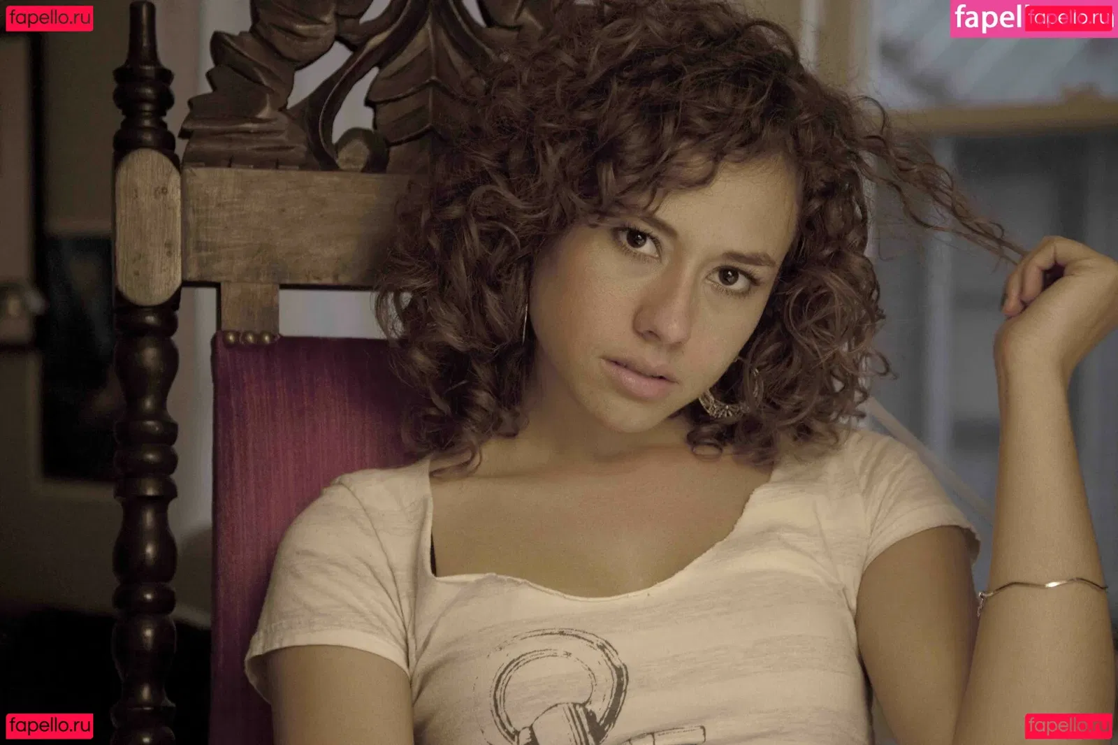 Dora Madison Burge Onlyfans Photo Gallery 