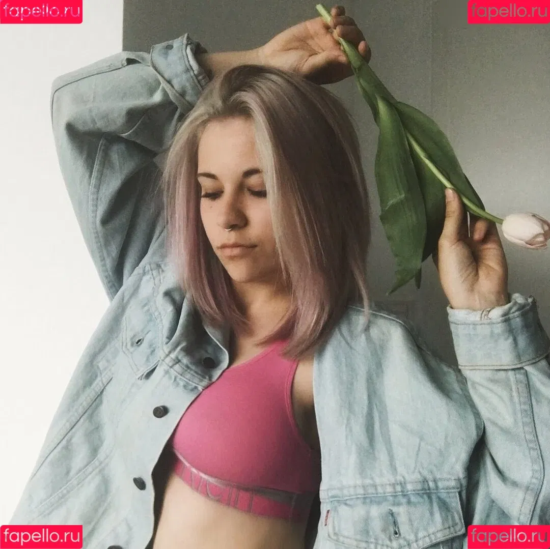 Melina Sophie Onlyfans Photo Gallery 