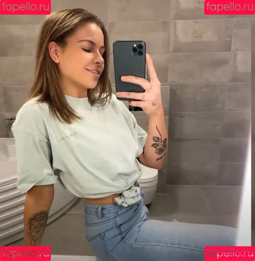 Melina Sophie Onlyfans Photo Gallery 