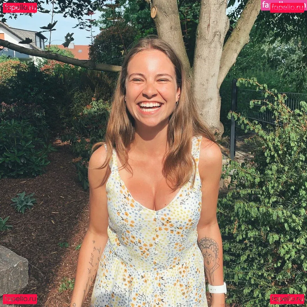 Melina Sophie Onlyfans Photo Gallery 