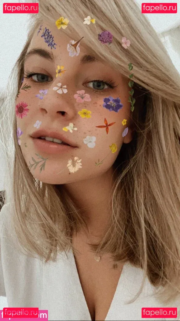 Melina Sophie Onlyfans Photo Gallery 