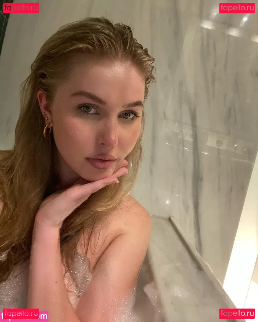 Cirizzle Onlyfans Photo Gallery 