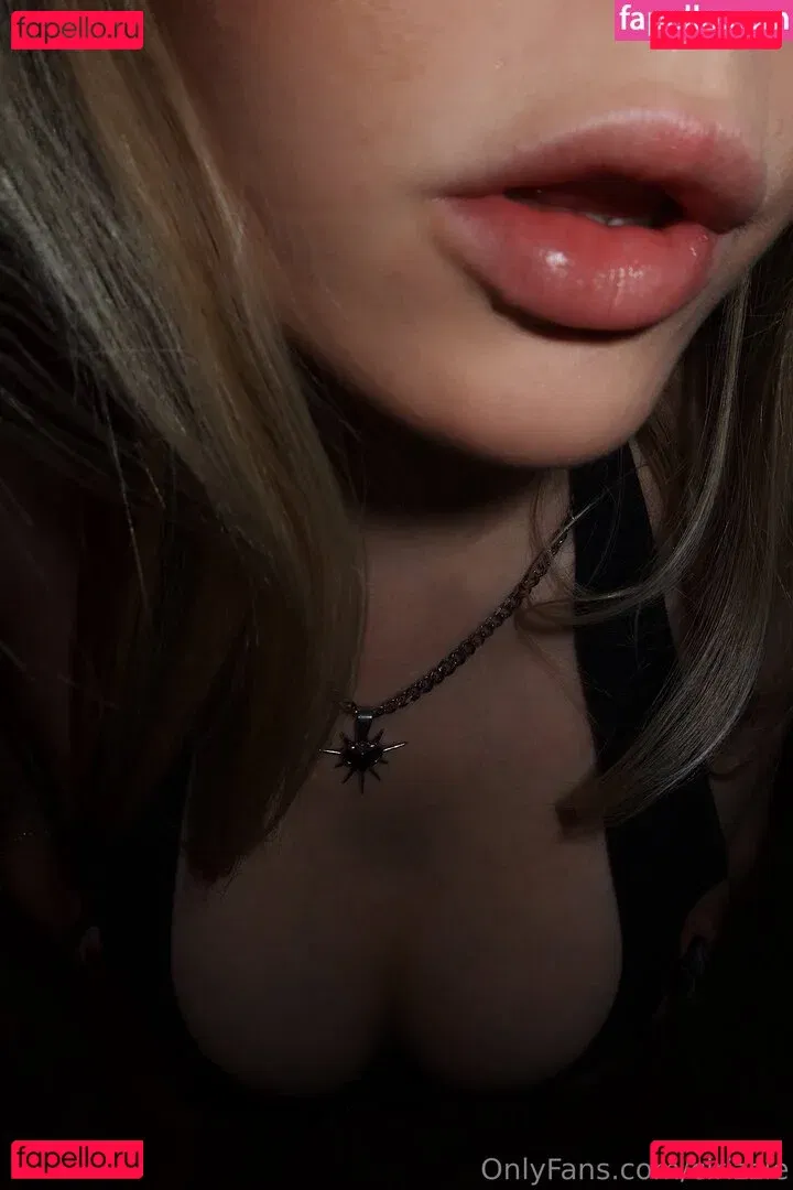 Cirizzle Onlyfans Photo Gallery 