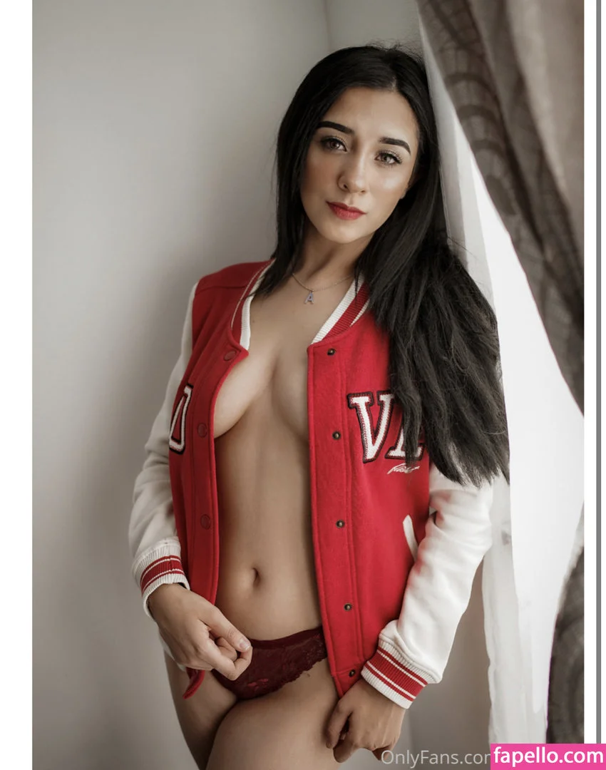 laurenmuccino Onlyfans Photo Gallery 