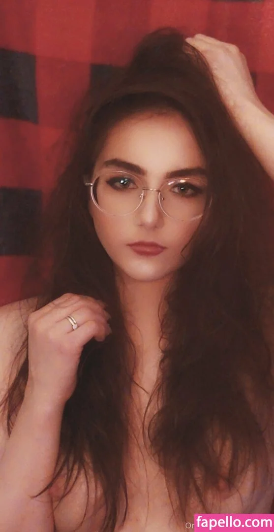 aevimari Onlyfans Photo Gallery 