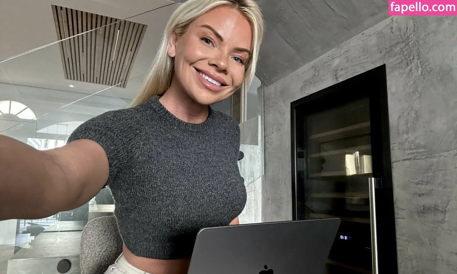 Julia Nyland Onlyfans Photo Gallery 