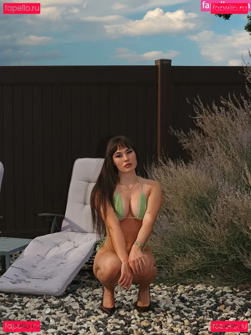 KissFromLo Onlyfans Photo Gallery 