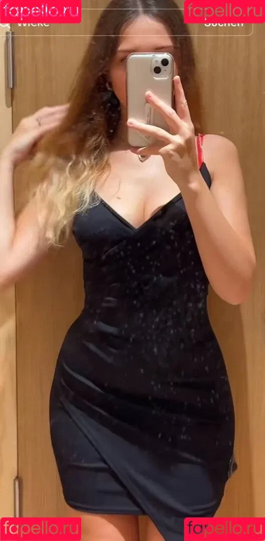Wieke Onlyfans Photo Gallery 