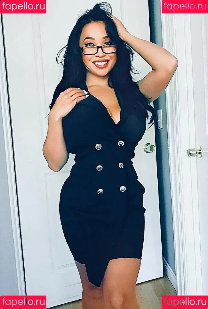 Lizzy Onlyfans Photo Gallery 