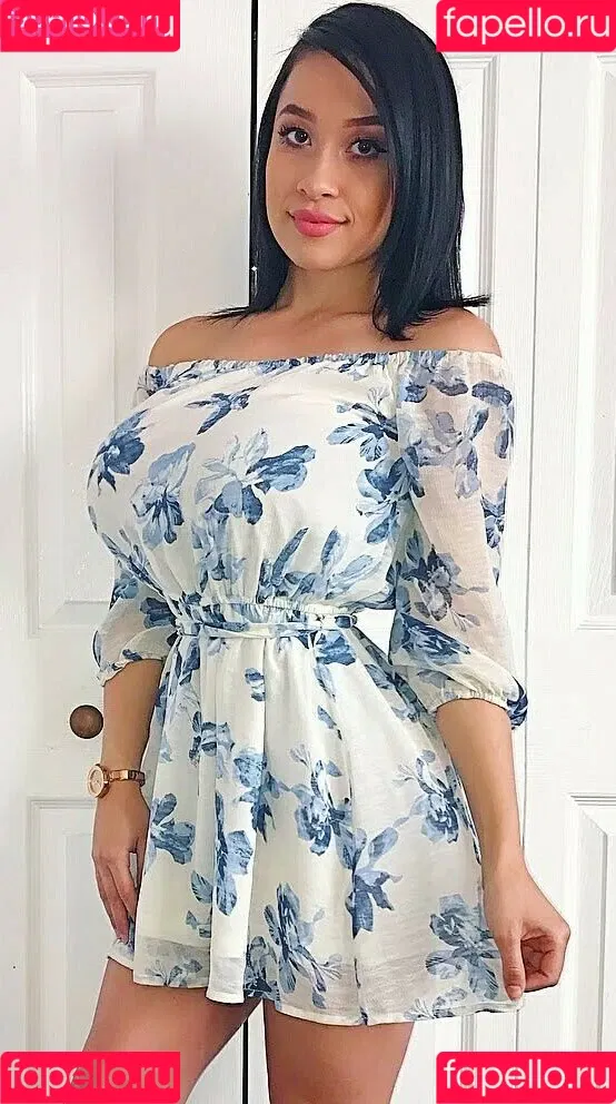 Lizzy Onlyfans Photo Gallery 