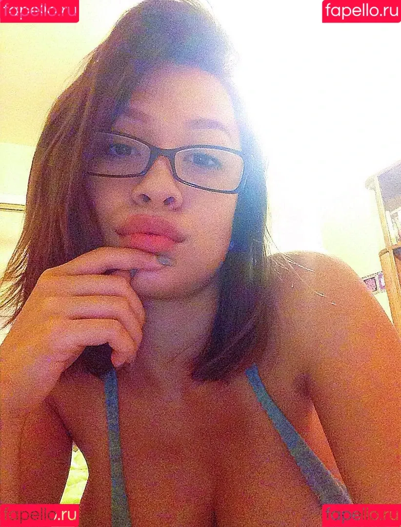Lizzy Onlyfans Photo Gallery 