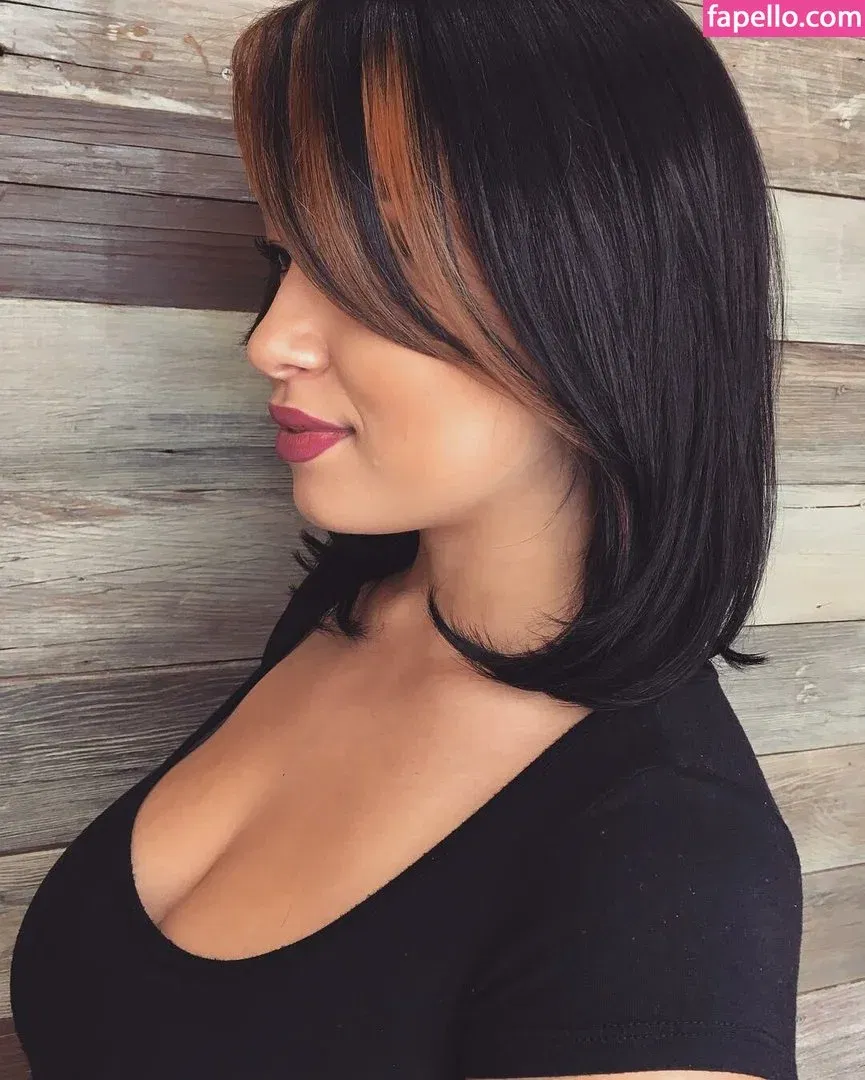 Lizzy Onlyfans Photo Gallery 