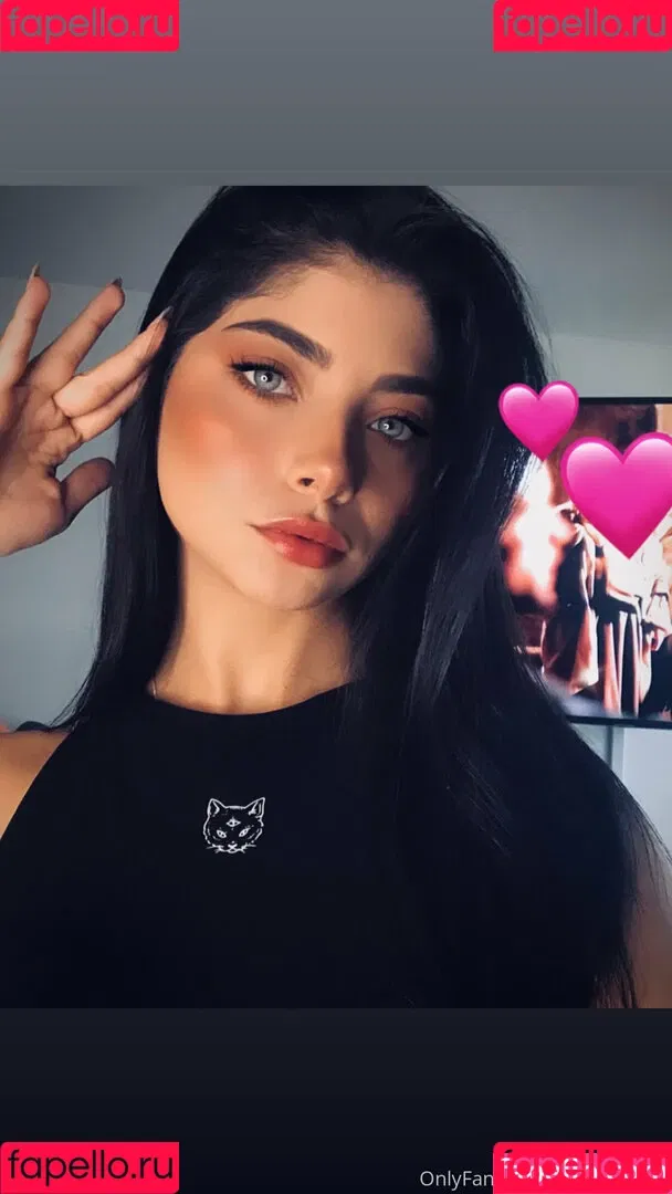 Selena Kyle Onlyfans Photo Gallery 