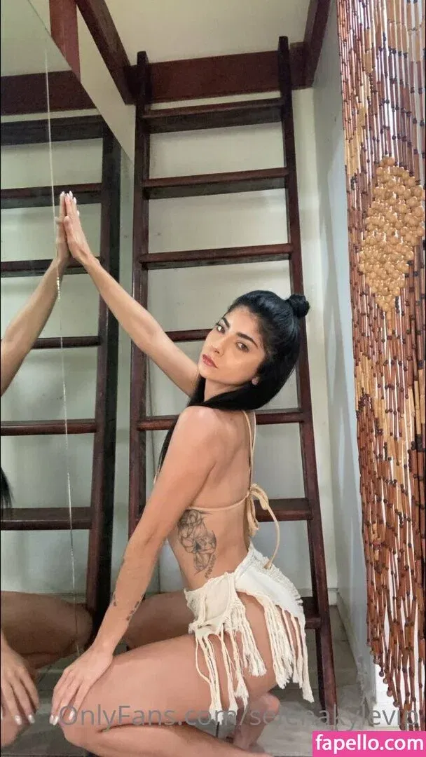 Selena Kyle Onlyfans Photo Gallery 