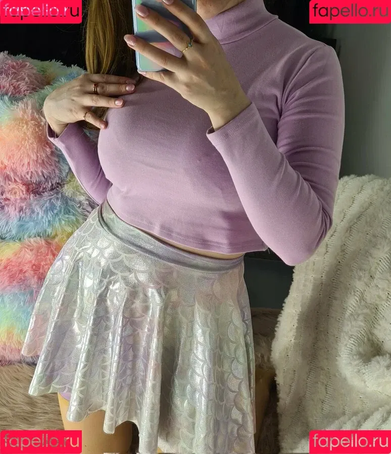 AmericanHussy Onlyfans Photo Gallery 