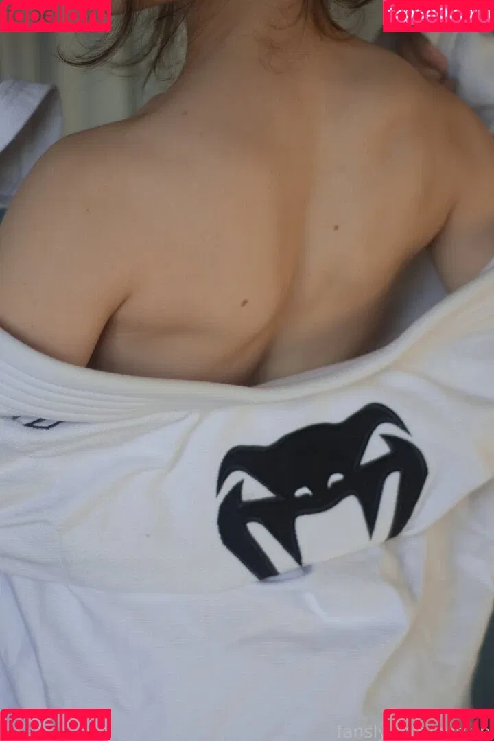 pettan Onlyfans Photo Gallery 