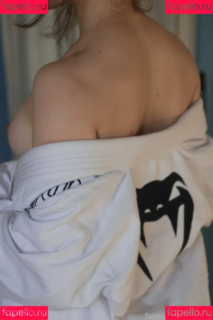 pettan Onlyfans Photo Gallery 