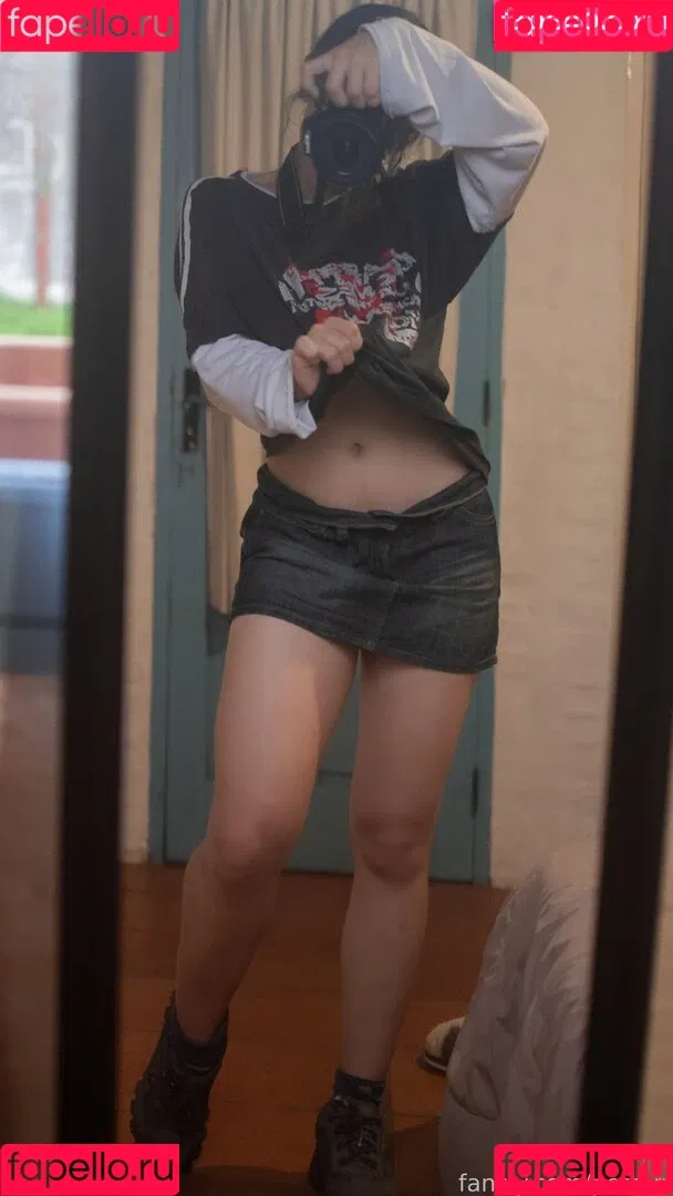 pettan Onlyfans Photo Gallery 