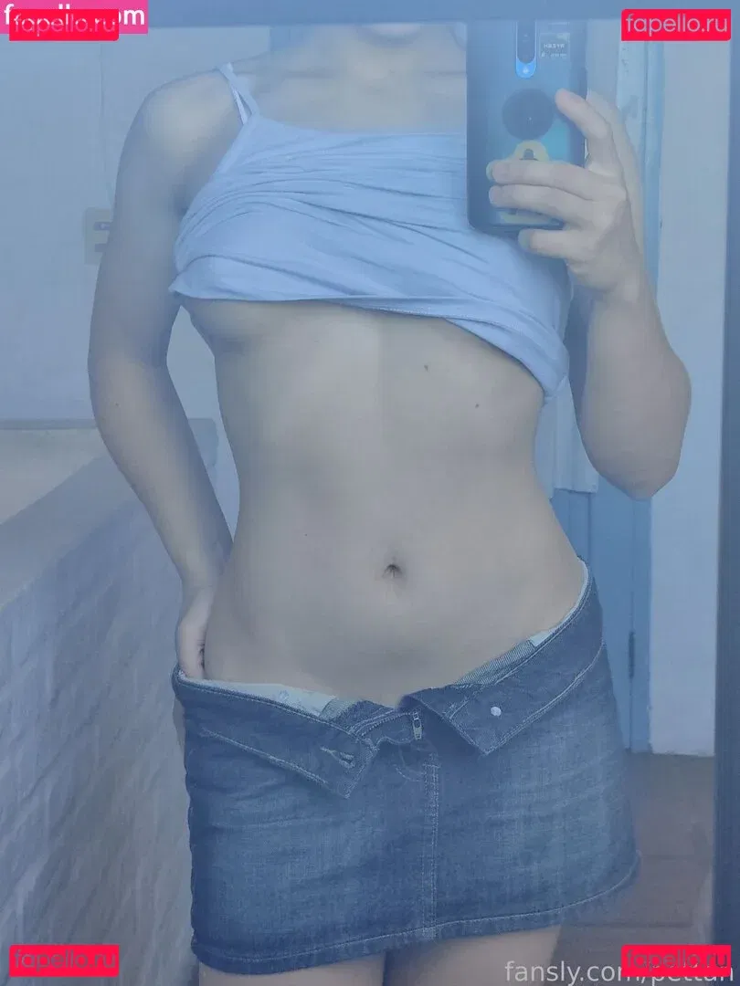 pettan Onlyfans Photo Gallery 