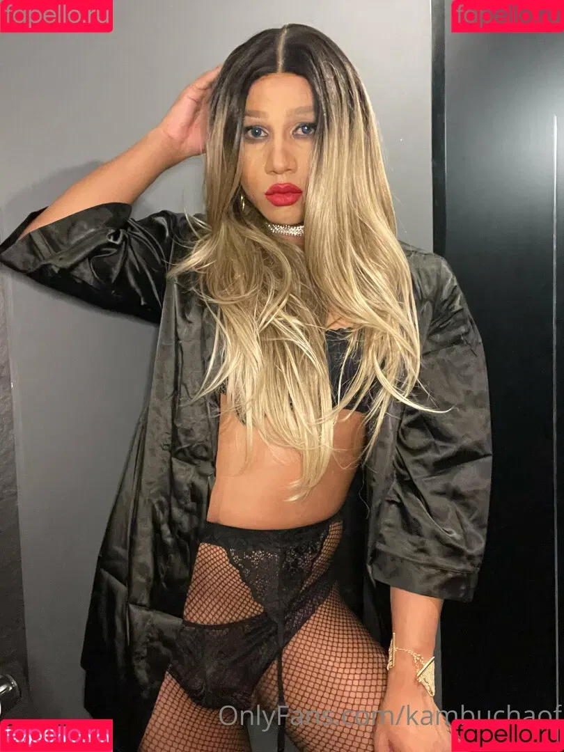 kambuchaof Onlyfans Photo Gallery 