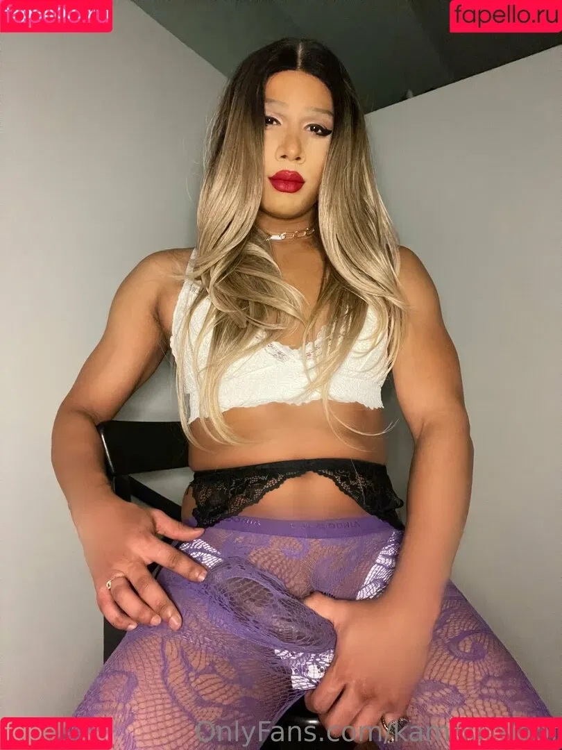 kambuchaof Onlyfans Photo Gallery 